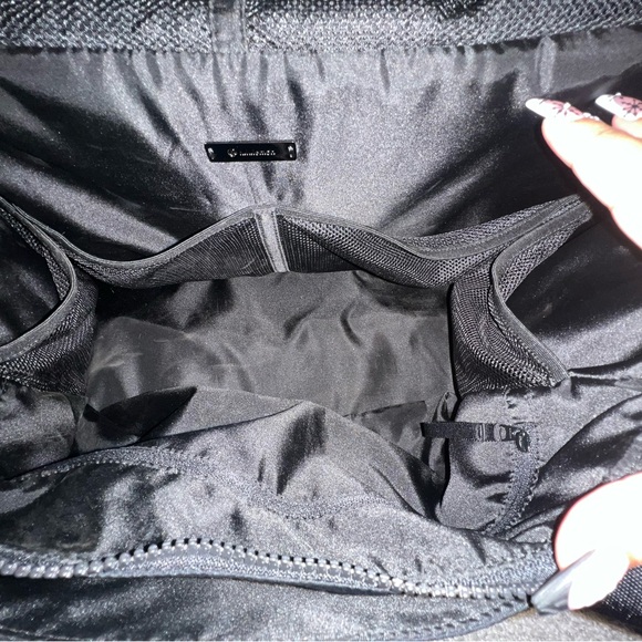 LULULEMON Duffle Bag - Picture 9 of 12